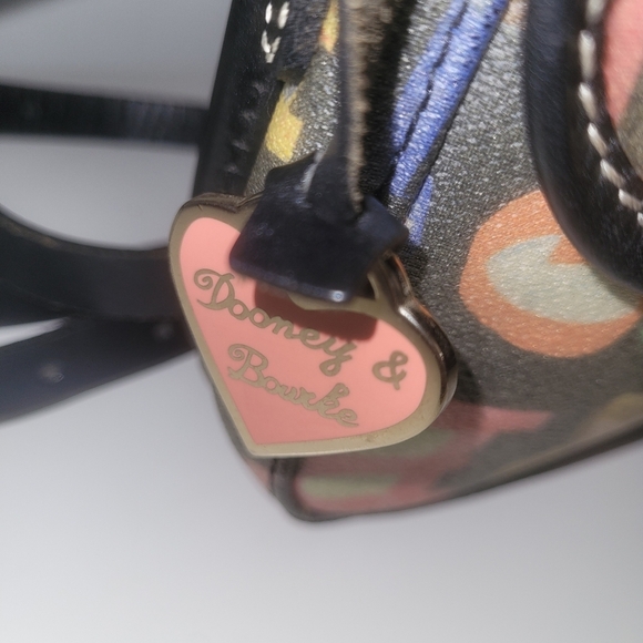 DOONEY & BOURKE Graffiti Canvas Colorful Crossbody. Highly Sought After, EUC - Picture 4 of 10